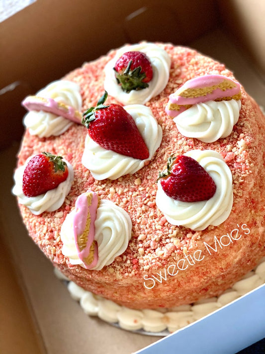 Strawberry Crunch Cake
