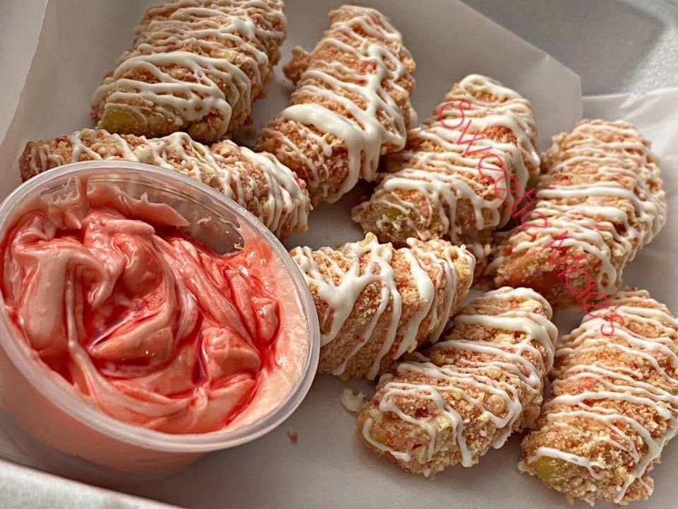 Strawberry Crunch Apple Slices